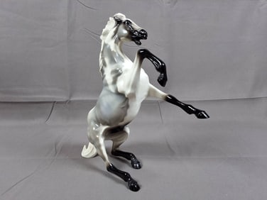 Hartland 9 inch Mustang - Blue Roan Pinto
