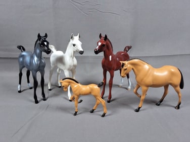 5 Hartland Horses - Foals & Buckskins