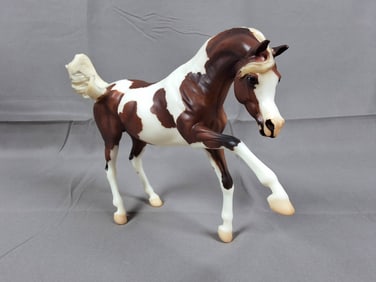 Breyer #712180 Abdul 2016 - Chestnut Tobiano