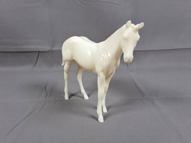 Peter Stone Weanling 2002 - Unpainted White
