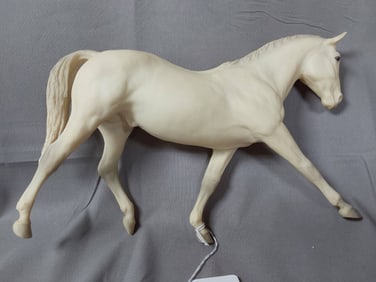 Breyer 1987 Your Horse Source Hanoverian