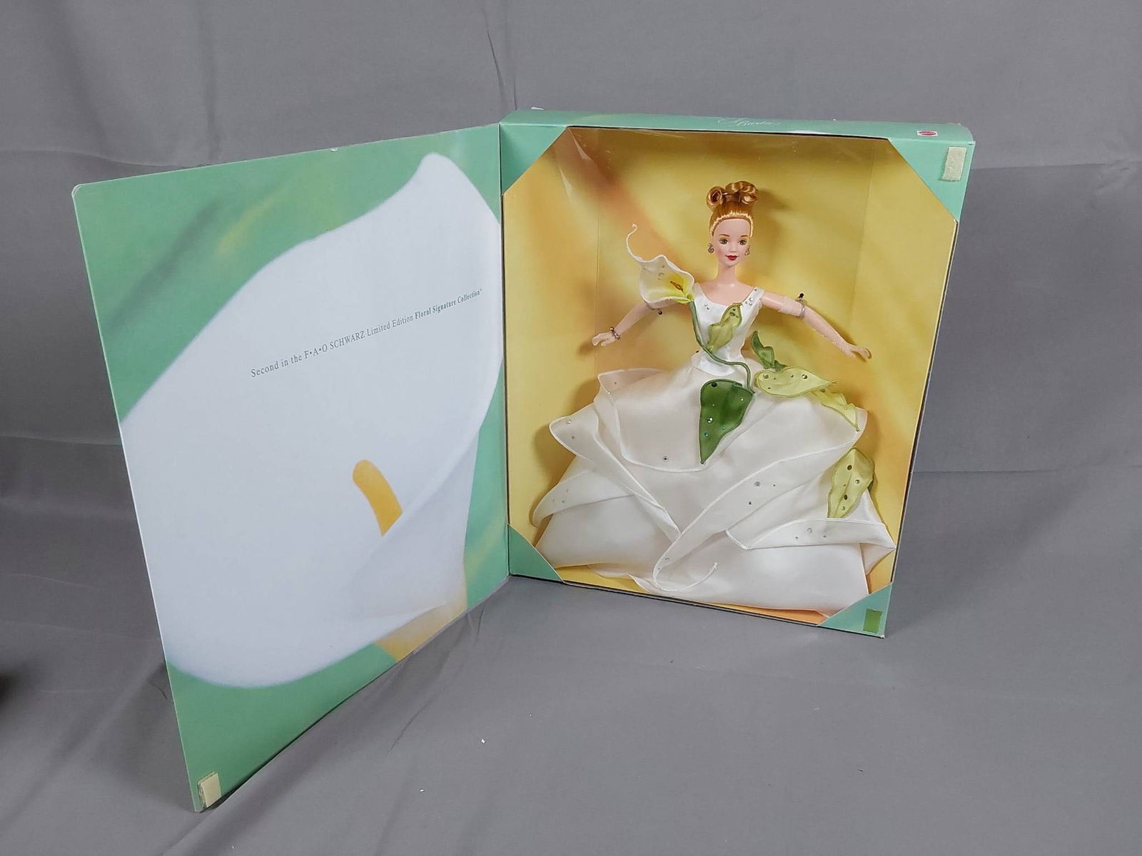 FAO Schwarz 1997 Limited Edition Lily Barbie Model #19269 (1 of 11)