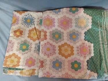 Vintage Cotton Fabric - Floral Hexagons