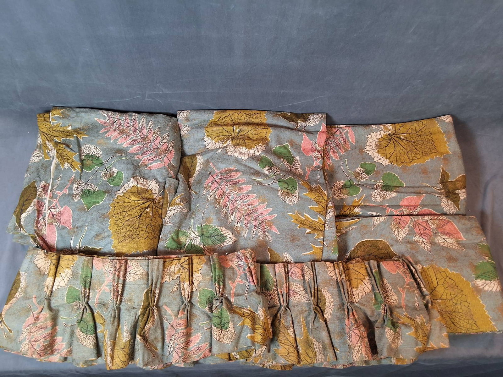 Vintage Barkcloth Curtain Set (1 of 6)