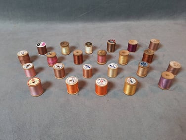 Assorted Vintage Sewing Items