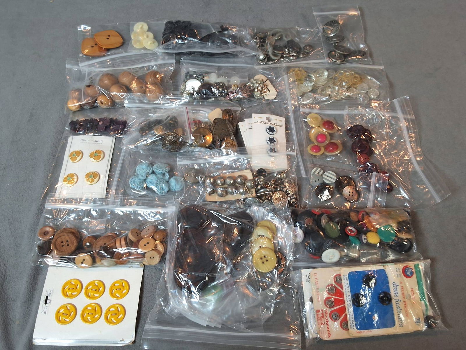 Assorted Decorative Buttons Collection (1 of 4)