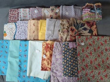 Vintage Cotton Fabric - Florals 10 Lbs