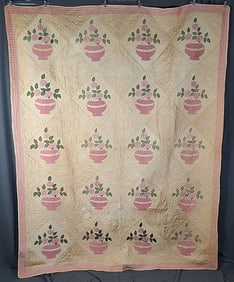 Antique c1920 Sateen Flowers in Vase Quilt