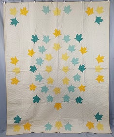 Vintage c1940 Maple Leaf Medallion  Quilt