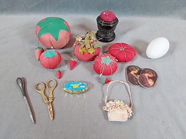 Group of 13 Vintage Sewing Notions