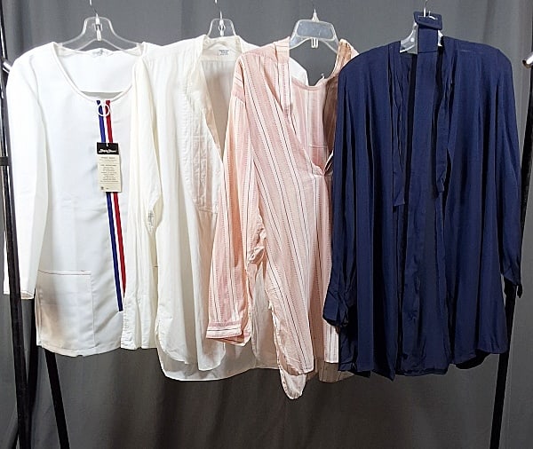 4 Vintage Blouses (1 of 15)