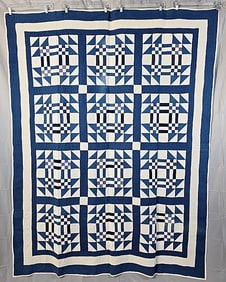 Antique c1910 Spiders Den Quilt
