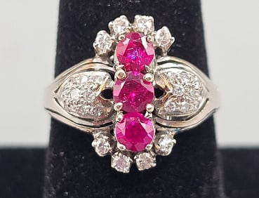 Vintage 18K Diamond and Ruby Ring