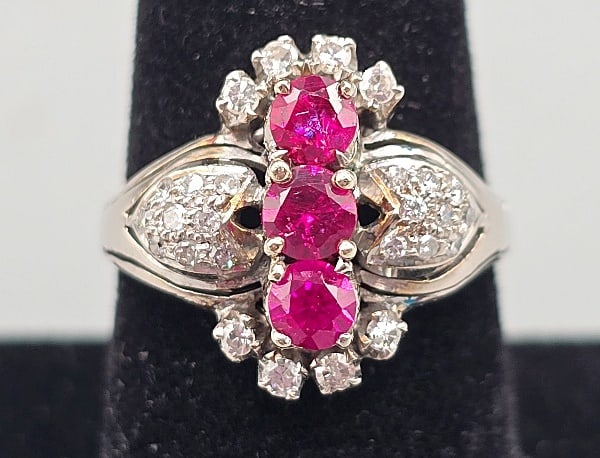 Vintage 18K Diamond and Ruby Ring