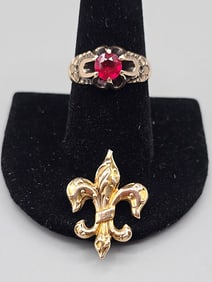 Vintage 10K Gold Ring and Brooch