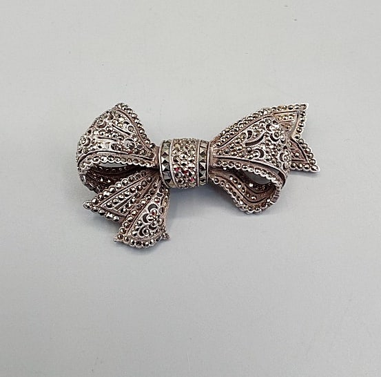 Large Sterling and Marcasite Bow Brooch (1 of 3)
