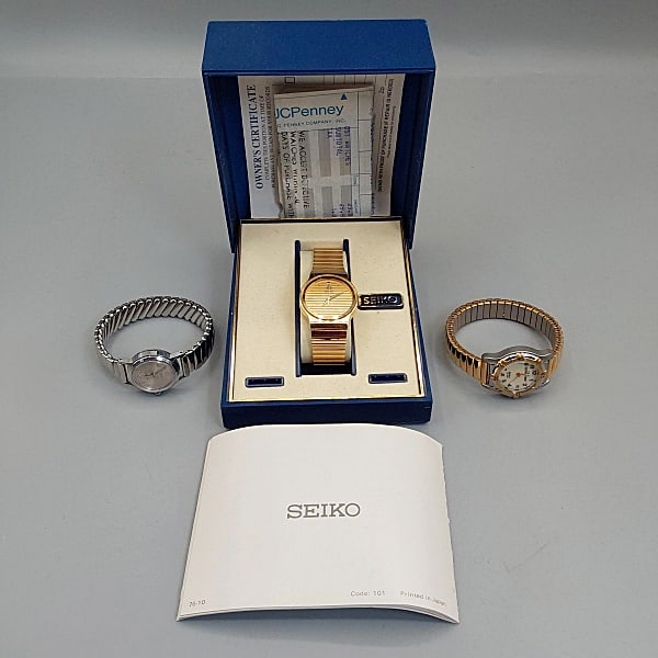 Group of 3 Vintage Wrist Watches (1 of 11)