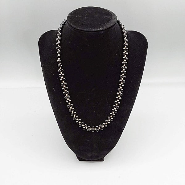 14k Gold and Black Bead Necklace (1 of 3)