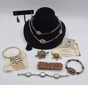 Turtle Brooches, Grace Kelly and More