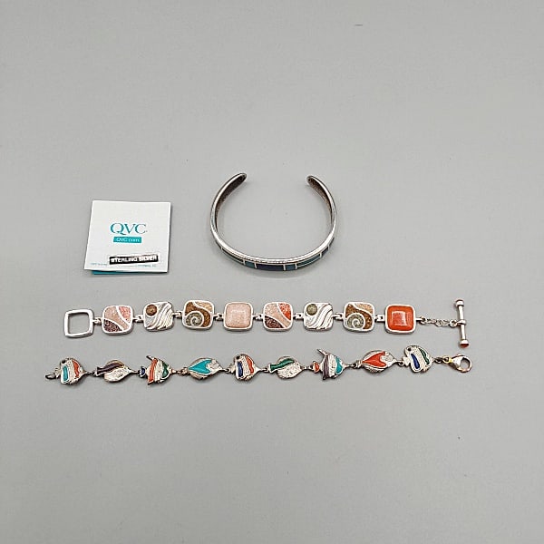 Southwestern Style Bracelets (1 of 8)