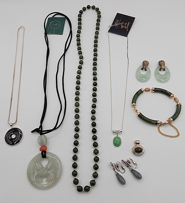 8 Pieces of Jade Jewelry (1 of 14)