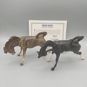 2 Breyer Classic Bucking Broncos #191 #701092