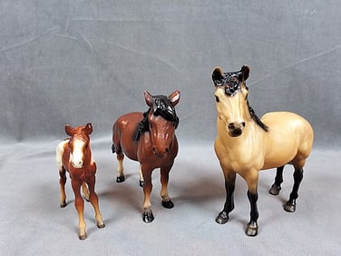 Breyer Sears 1985 Classic Mustang Family