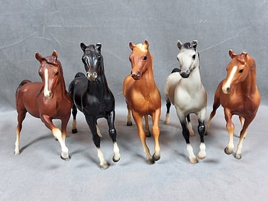 5 Classic Breyer Arabians