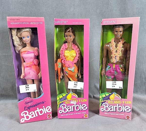 3 Special Expressions and Island Fun Barbies: 3 Special Expressions and Island Fun Barbies. There are 3 dolls that are included in this lot with there being 1 Special Expressions Barbie and 2 Island Fun Barbies that has the characters Christie an