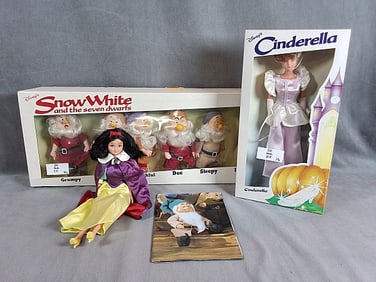 Vintage Disney Dolls - Cinderella and Snow White