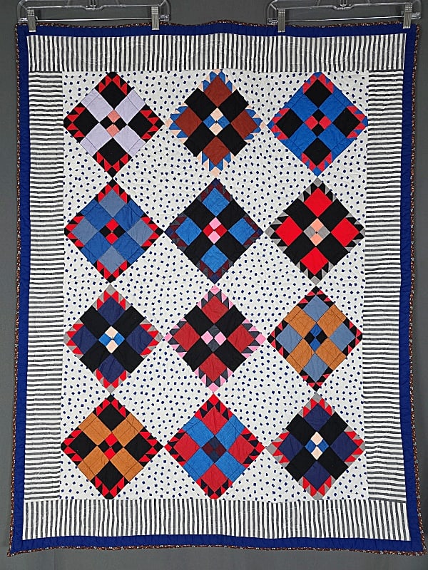 Early Bear Paw Baby Quilt (1 of 6)