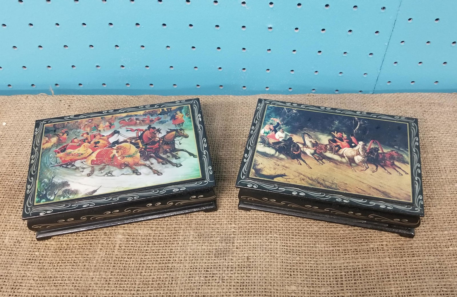 2 Russian Antique Lacquered Boxes, unsigned: 2 Russian Antique Lacquered Boxes, unsigned, 5.5" by 4"