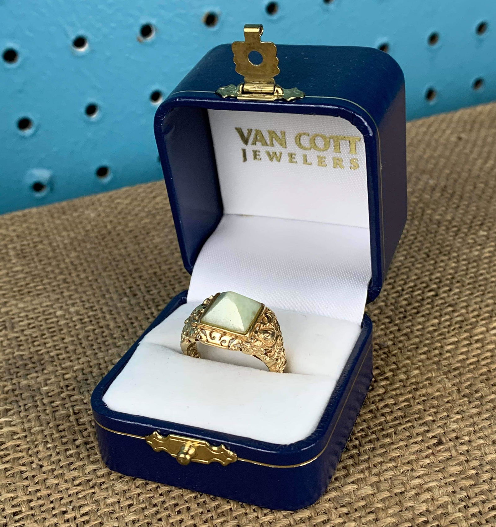 14k Gold Chinese Art Nouveau Ring with Fine Jade Inset (1 of 8)