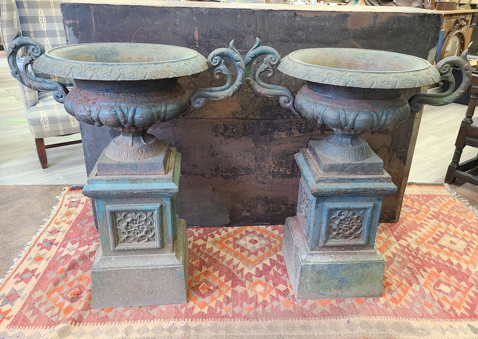 Pair of Large Vintage Cast Iron Urns (1 of 7)