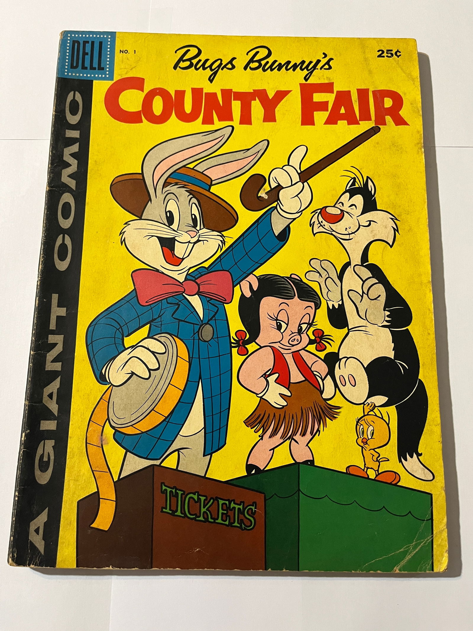 Dell Comics Bugs Bunny's County Fair Giant #1 (1 of 3)