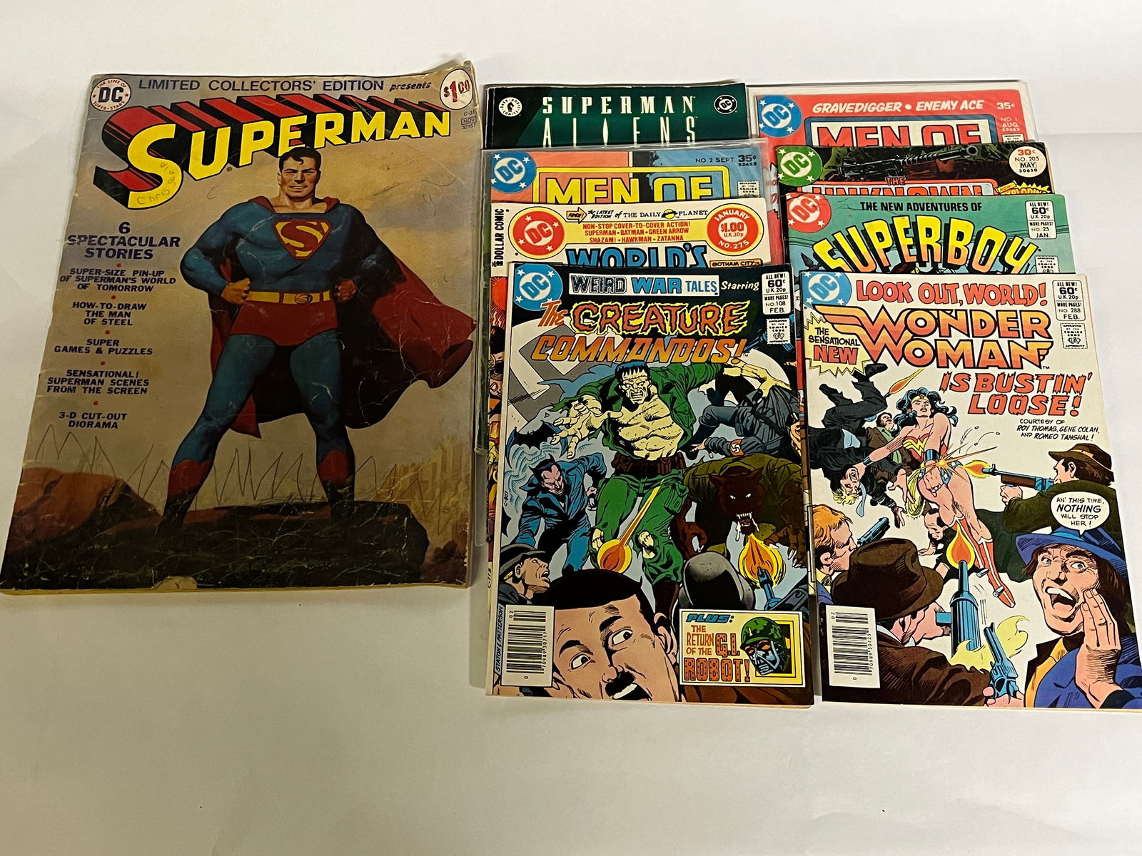 Mixed Lot of 9 DC Comics (1 of 6)