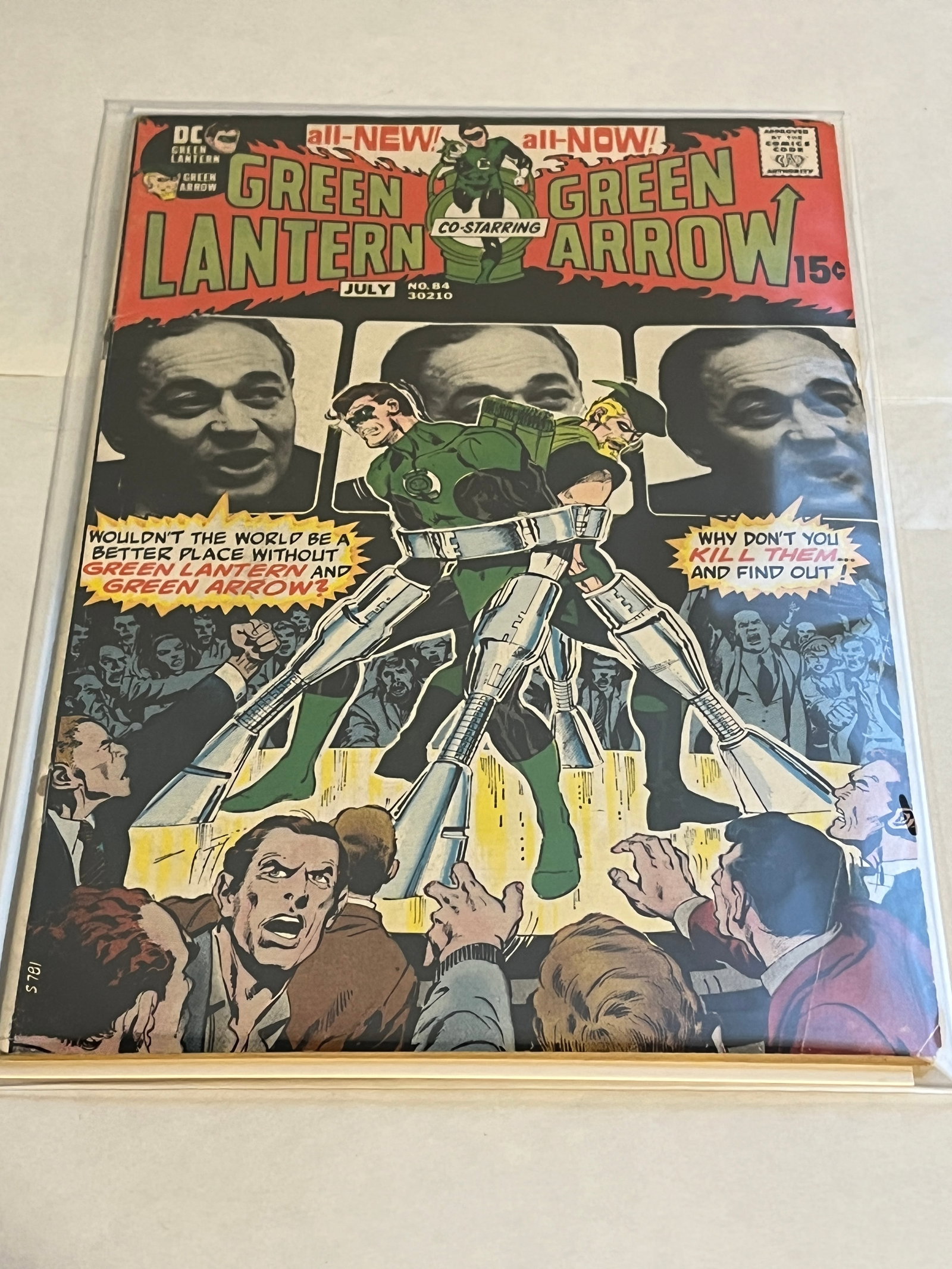 DC COMICS GREEN LANTERN GREEN ARROW (1 of 1)
