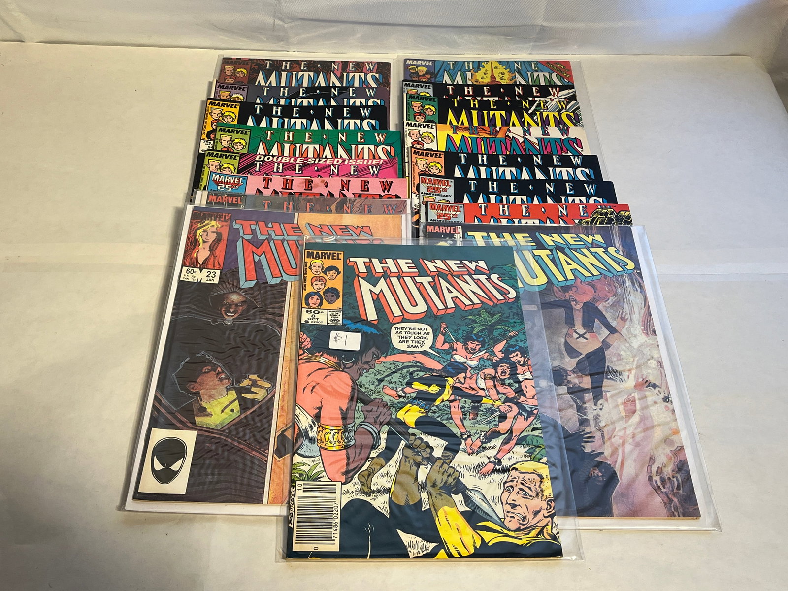 17 MARVEL NEW MUTANTS COMICS (1 of 10)