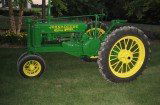 John Deere unstyled B: 4-bolt