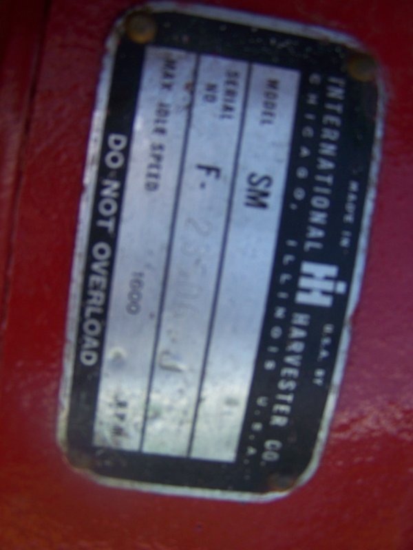IH Farmall Super M Antique Farm Tractor - 5