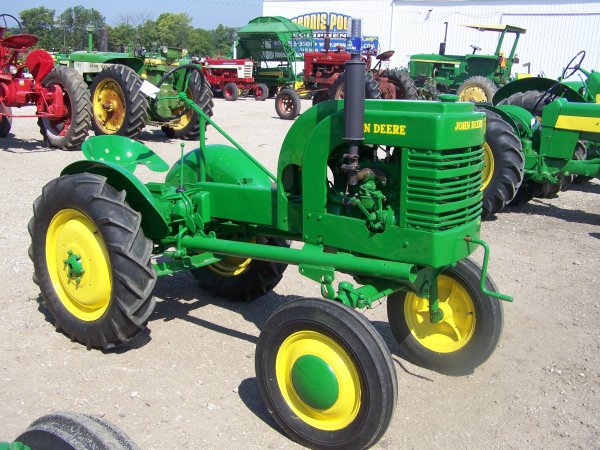 John Deere L Antique Tractor with Belt Pulley - 2