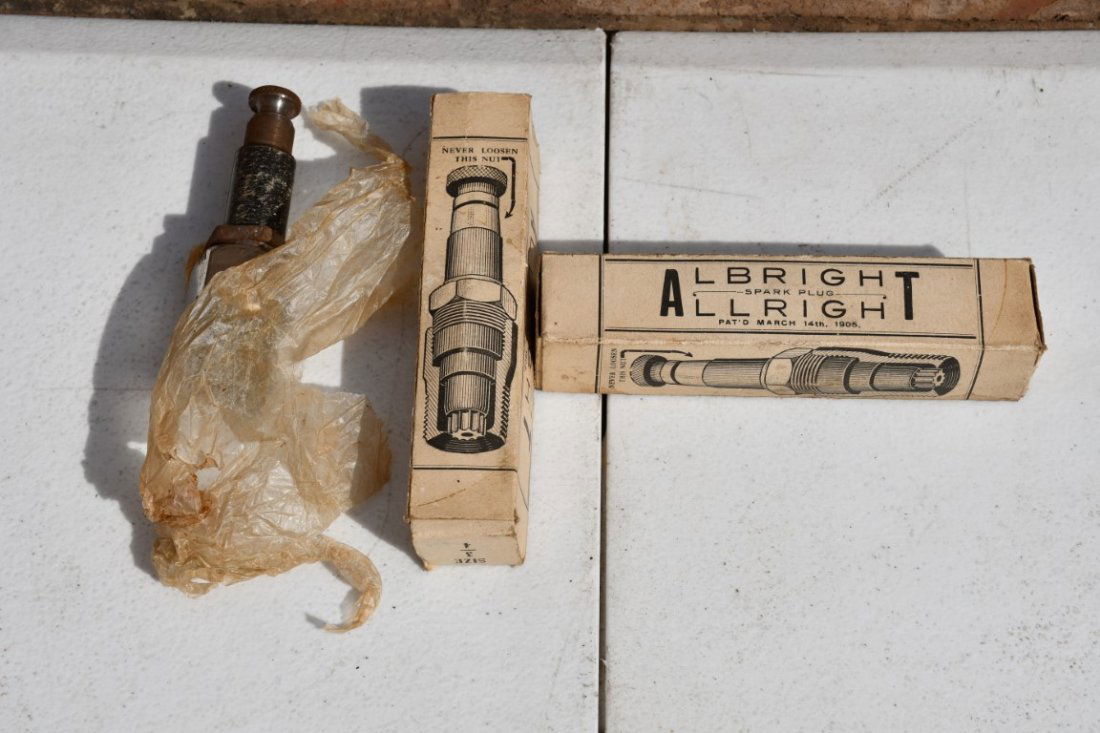 30927- (2) NOS ALBRIGHT SPARK PLUGS (1 of 1)