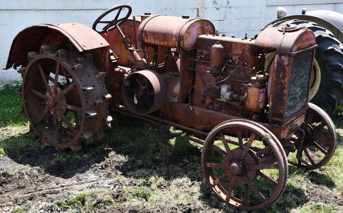 4999-McCORMICK DEERING 20 TRACTOR: McCORMICK DEERING 20 - FACTORY STEEL (SN# 165338)(29G)