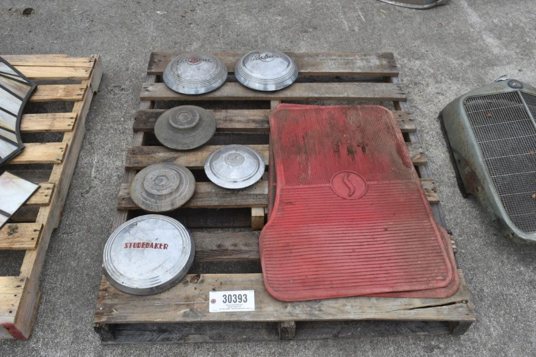 30393- HUB CAPS & PACKARD, STUDEBAKER & CHEVY FLOOR MATS (1 of 1)