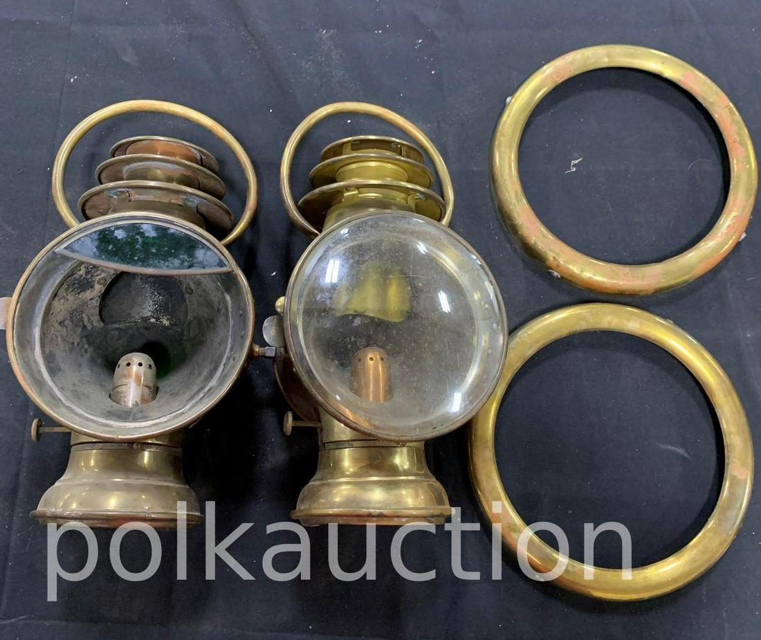 Gray and Davis Brass Lanterns (1 of 6)