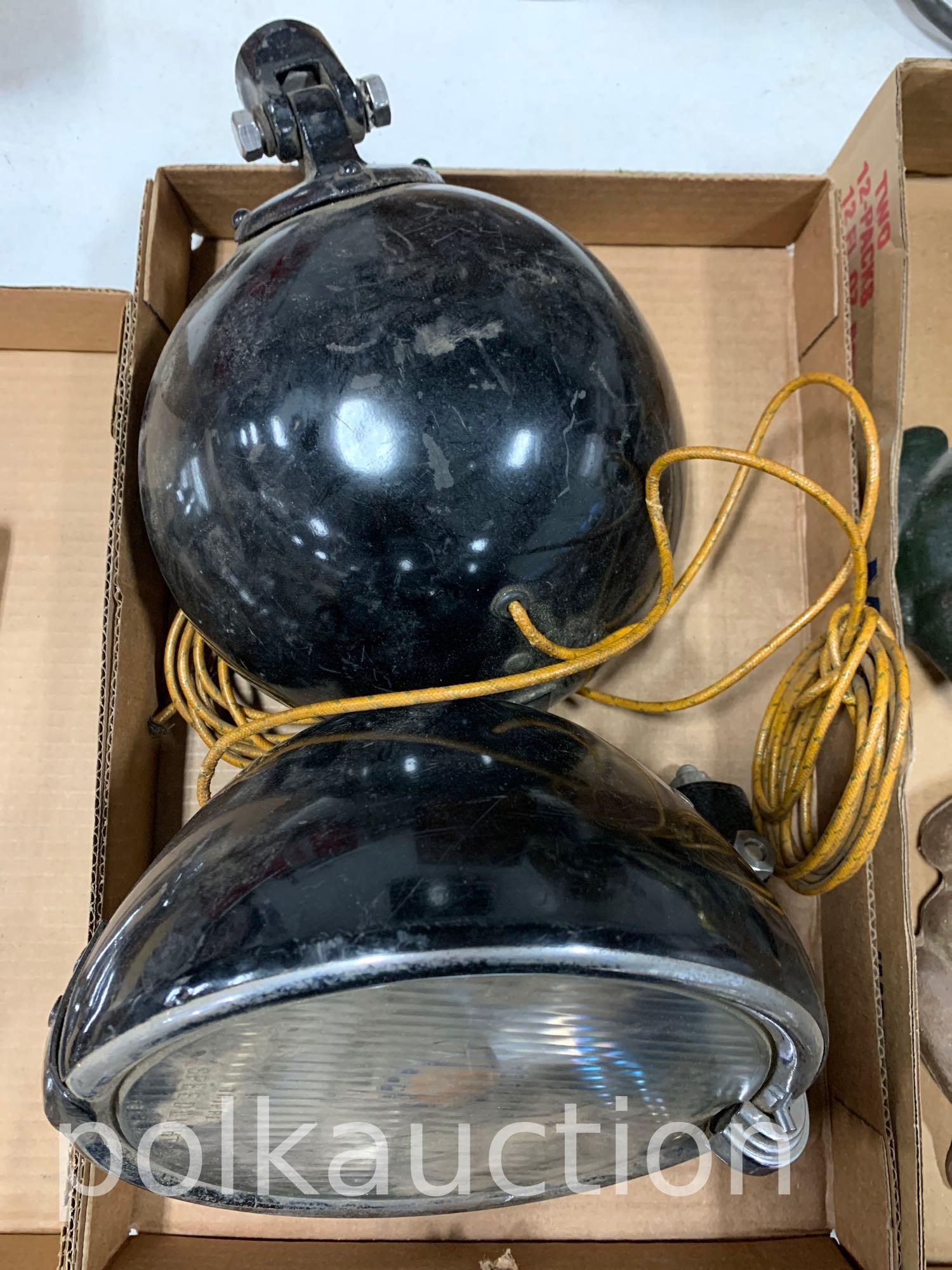 2 - Trippe Safety Lights: 2 - Trippe Safety Lights