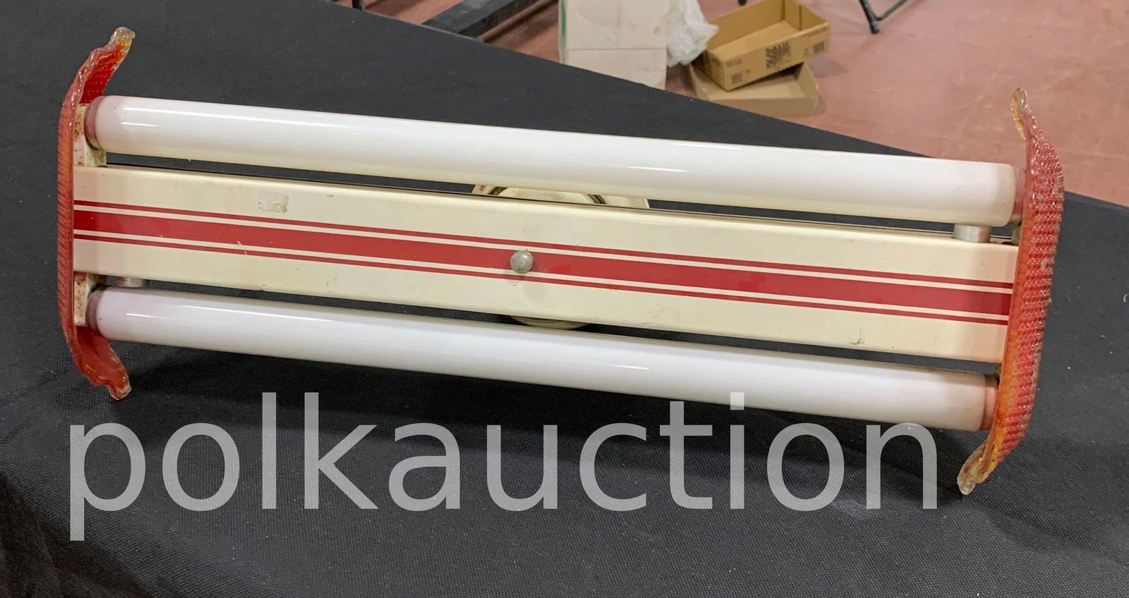 Wall Mount Light (1 of 4)