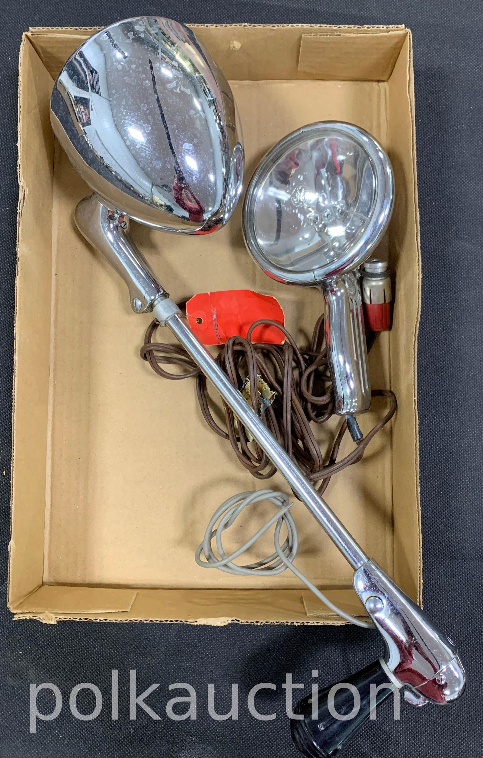 2 Spotlights (1 of 2)