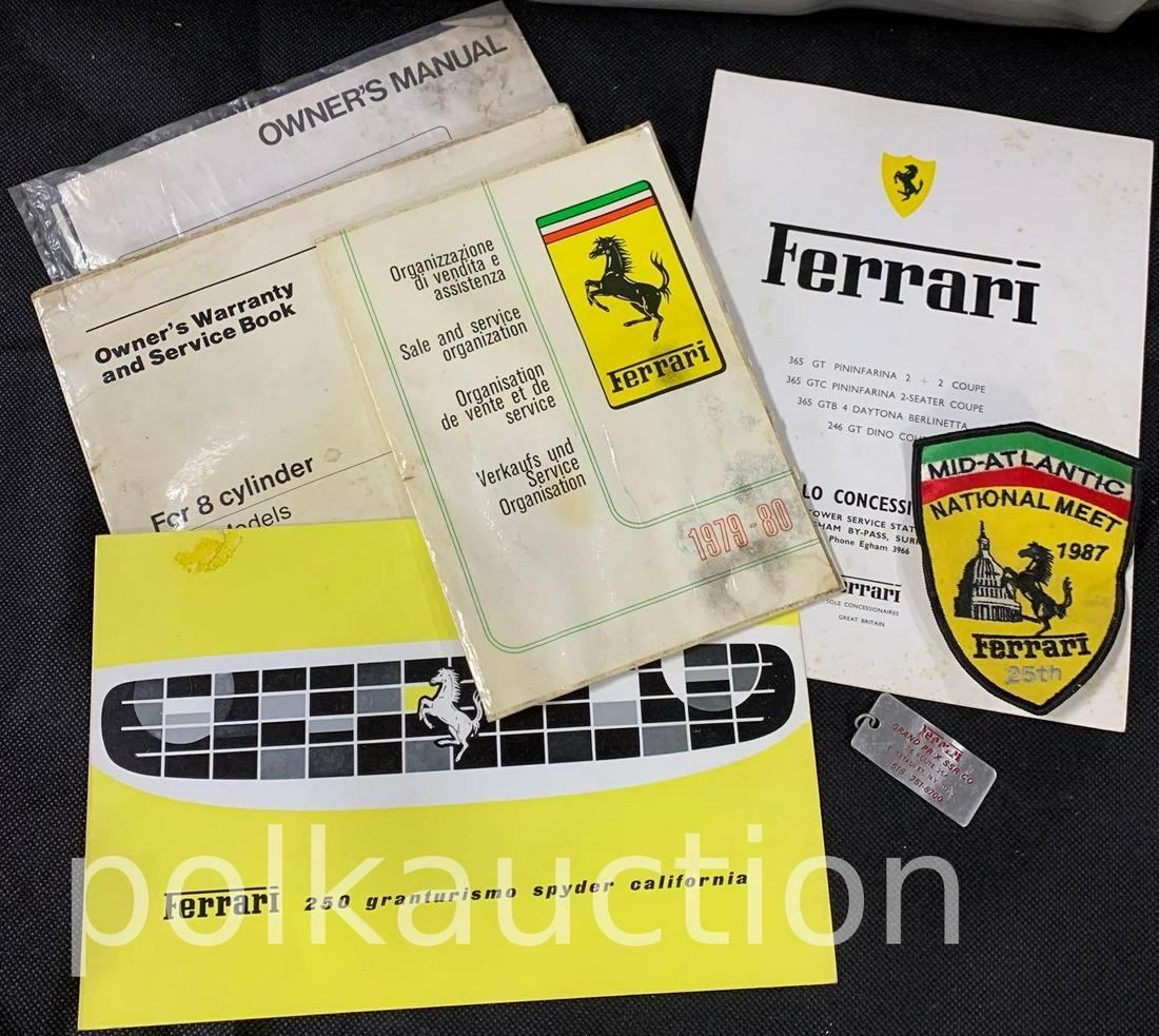 Ferrari Literature, Patch & Keychain: Ferrari Literature, Patch & Keychain