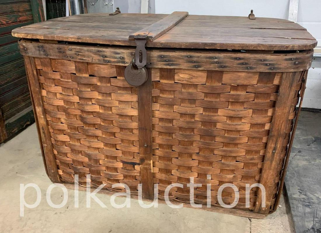 Antique Storage Basket (1 of 4)